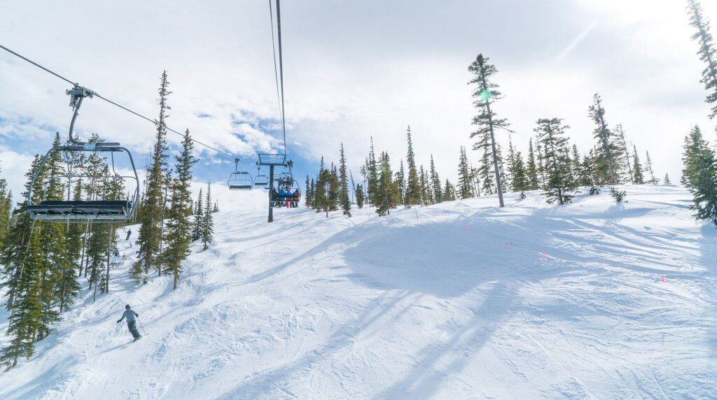 , How To Save On Your Ski Trip To Winter Park