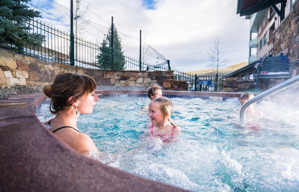 , 7 Tips to Create the Best Family Ski Trip