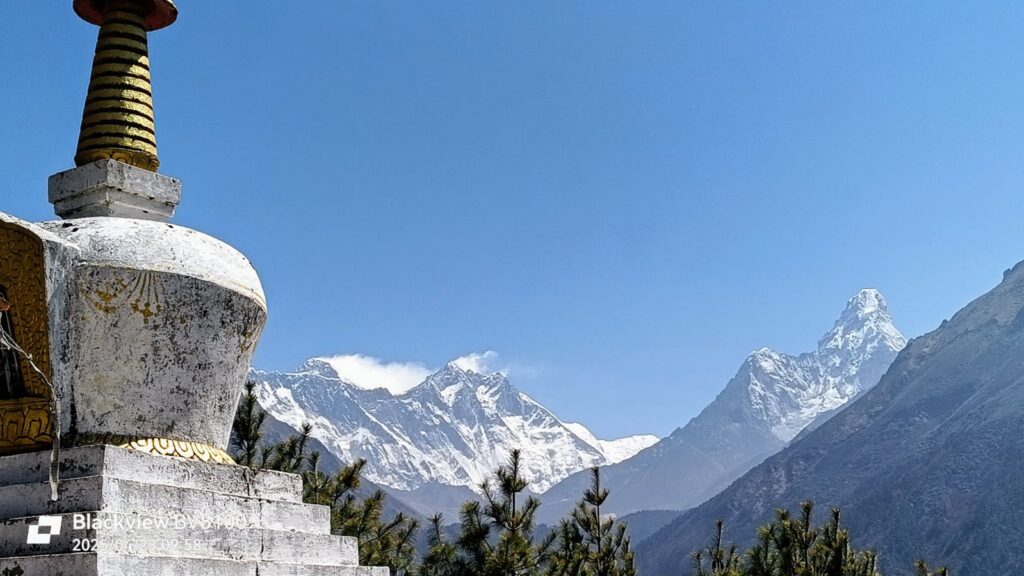 From left to right: Mt Everest, Lhotse, and Ama Dablam
